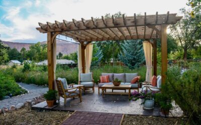 Transform Your Backyard into the Ultimate Outdoor Entertainment Space